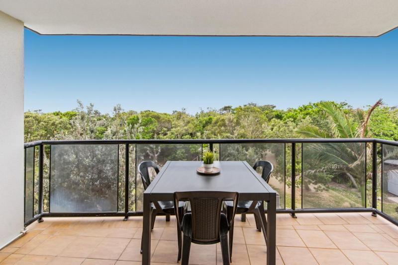 San Marino By The Sea Apartments Marcoola Exterior photo
